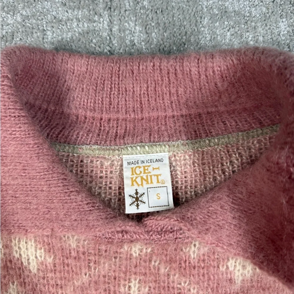 Vintage Ice Knit Made in Iceland Wool Snowflake Pink Sweater Size Small